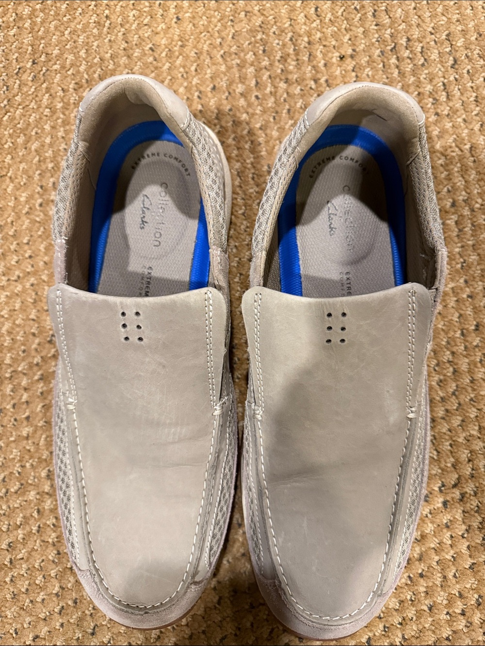 Clarks Men’s Slip-On Loafers in Light Beige Size 12M